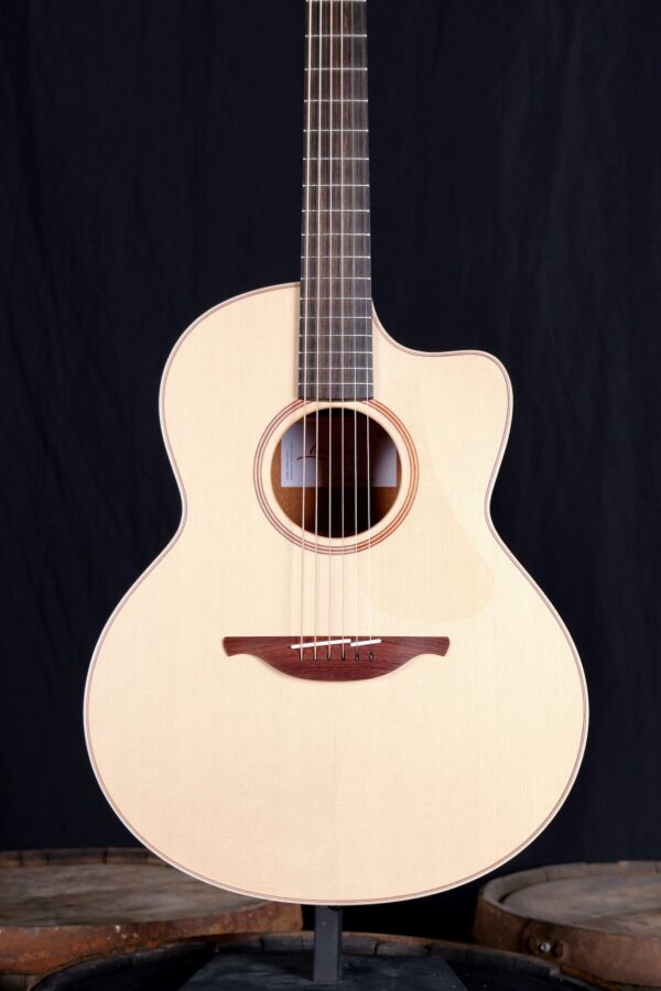 Lowden F20C Sitka/Mahogany - Natural