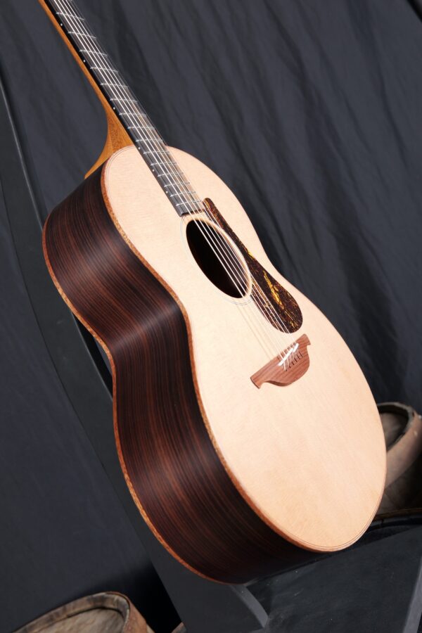 Lowden F10 Cedar/Indian Rosewood - Natural - Image 4